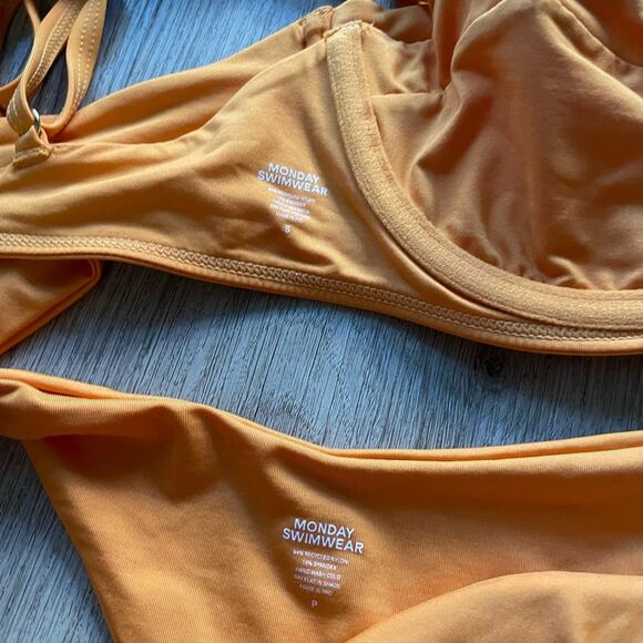 monday swimear clovelly top + byron thong bikini set in burnt orange small XS - Picture 3 of 7